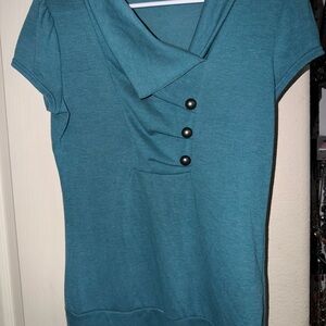 Women’s Short Sleeve Knit Top – Asymmetrical Collar size large